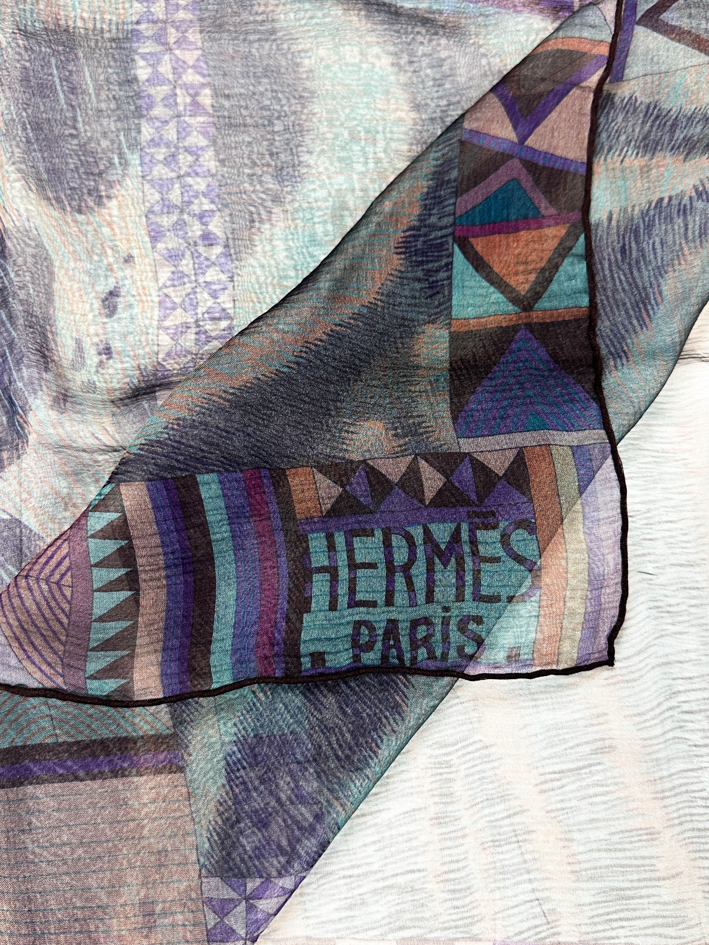 Hermès Pelages et Camouflage Mousseline Shawl