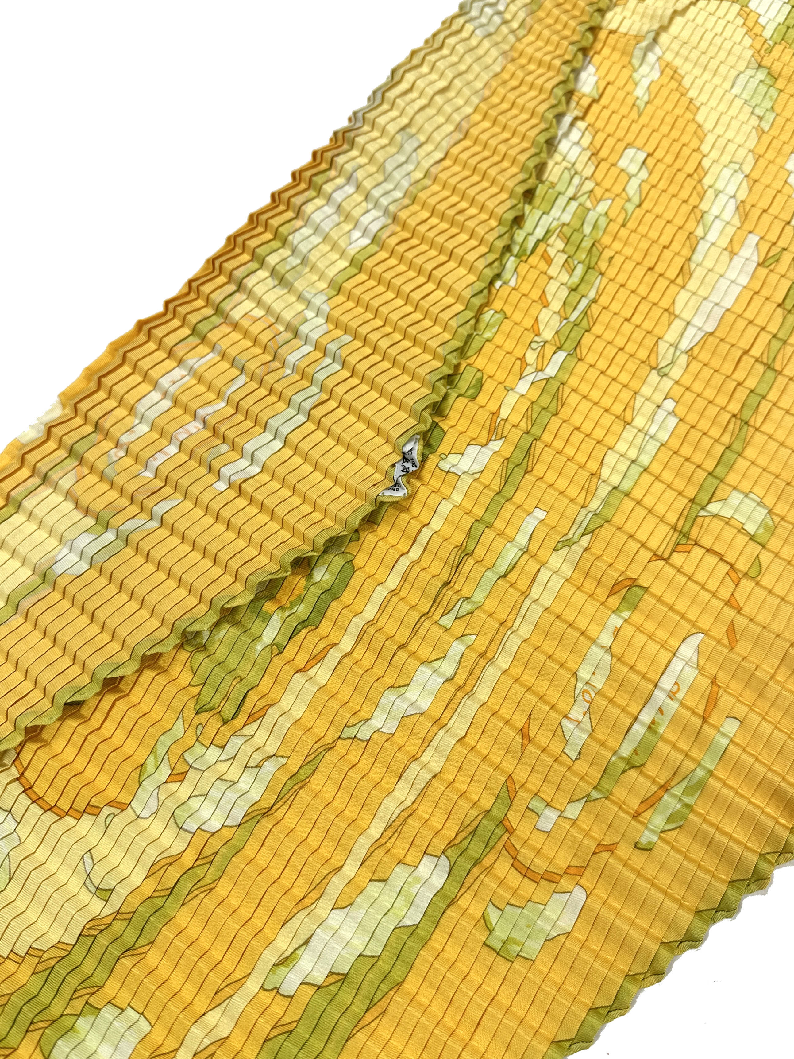 Hermès Au Gré du Vent Mosaic Plissé 90