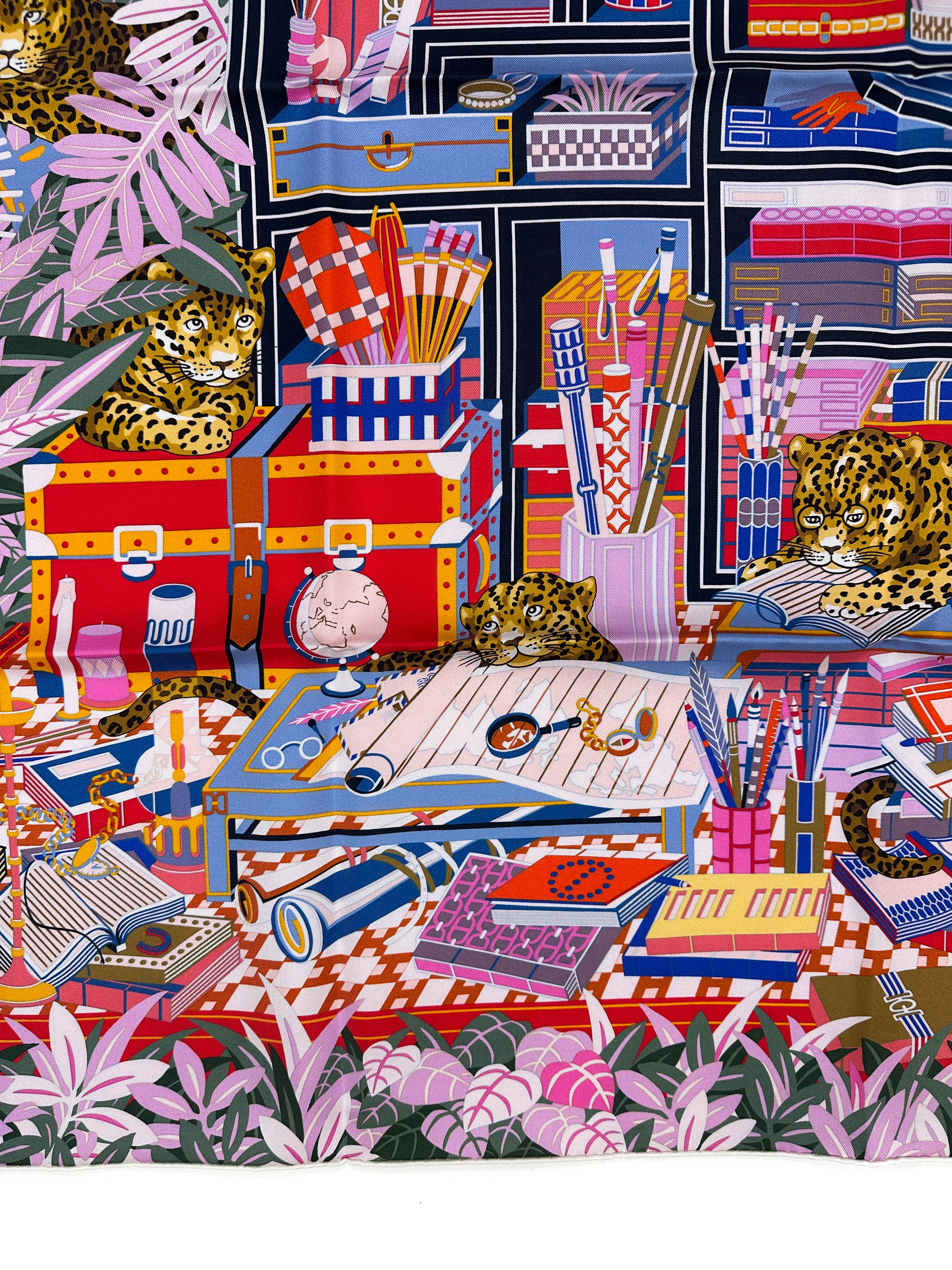 Hermès Douze Leopards Double Face 90