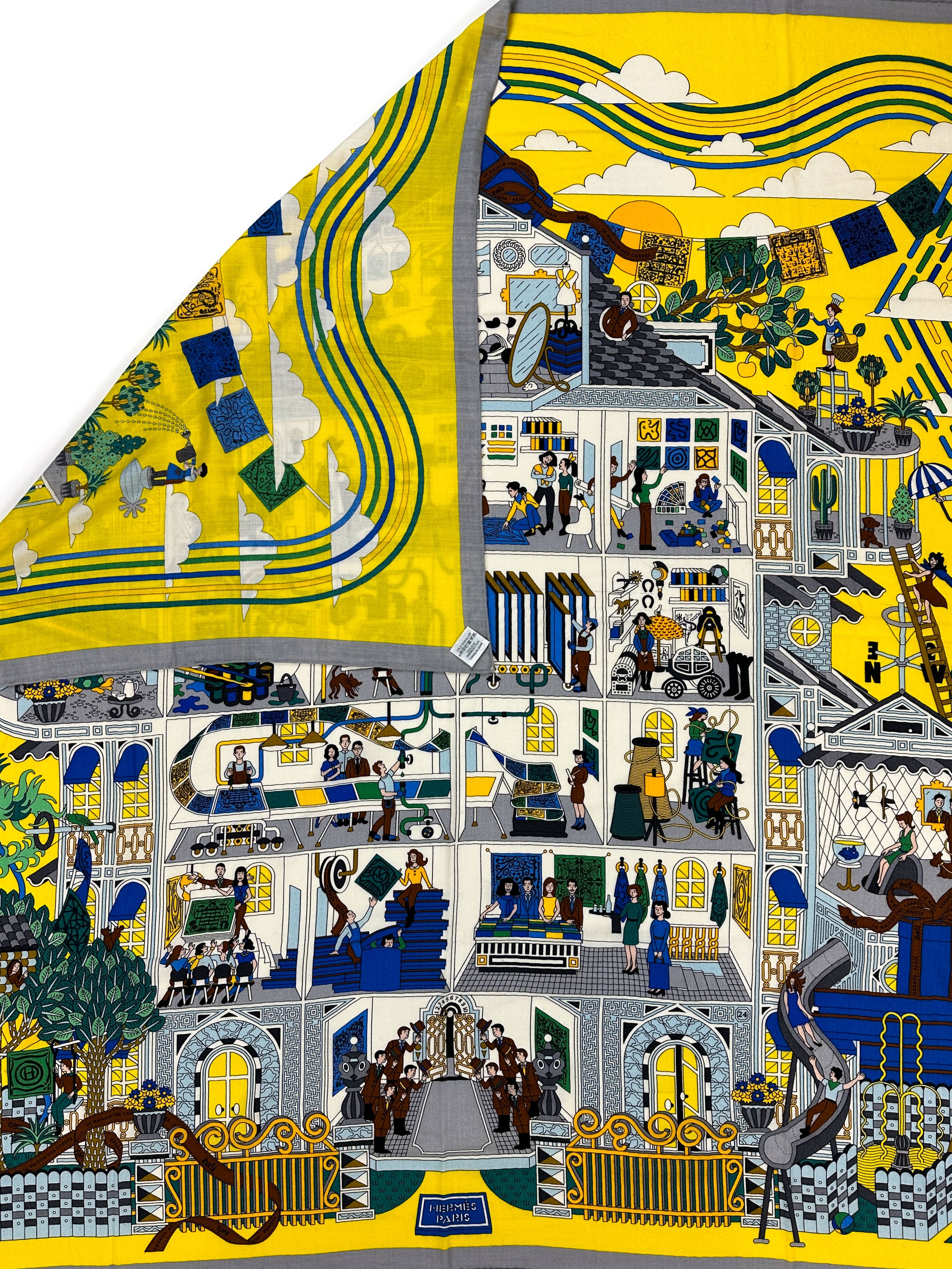 Hermès La Maison des Carrés Cashmere Silk 140