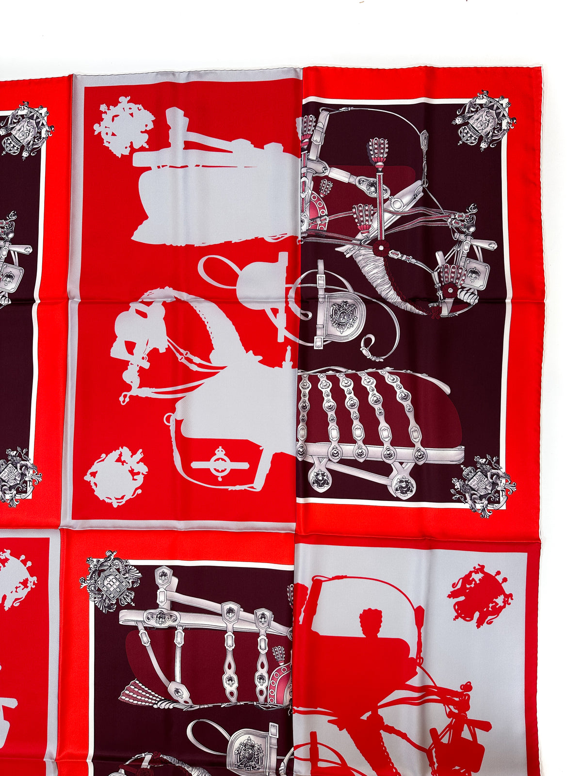 Hermès Harnais de Cour en Patch Silk 140