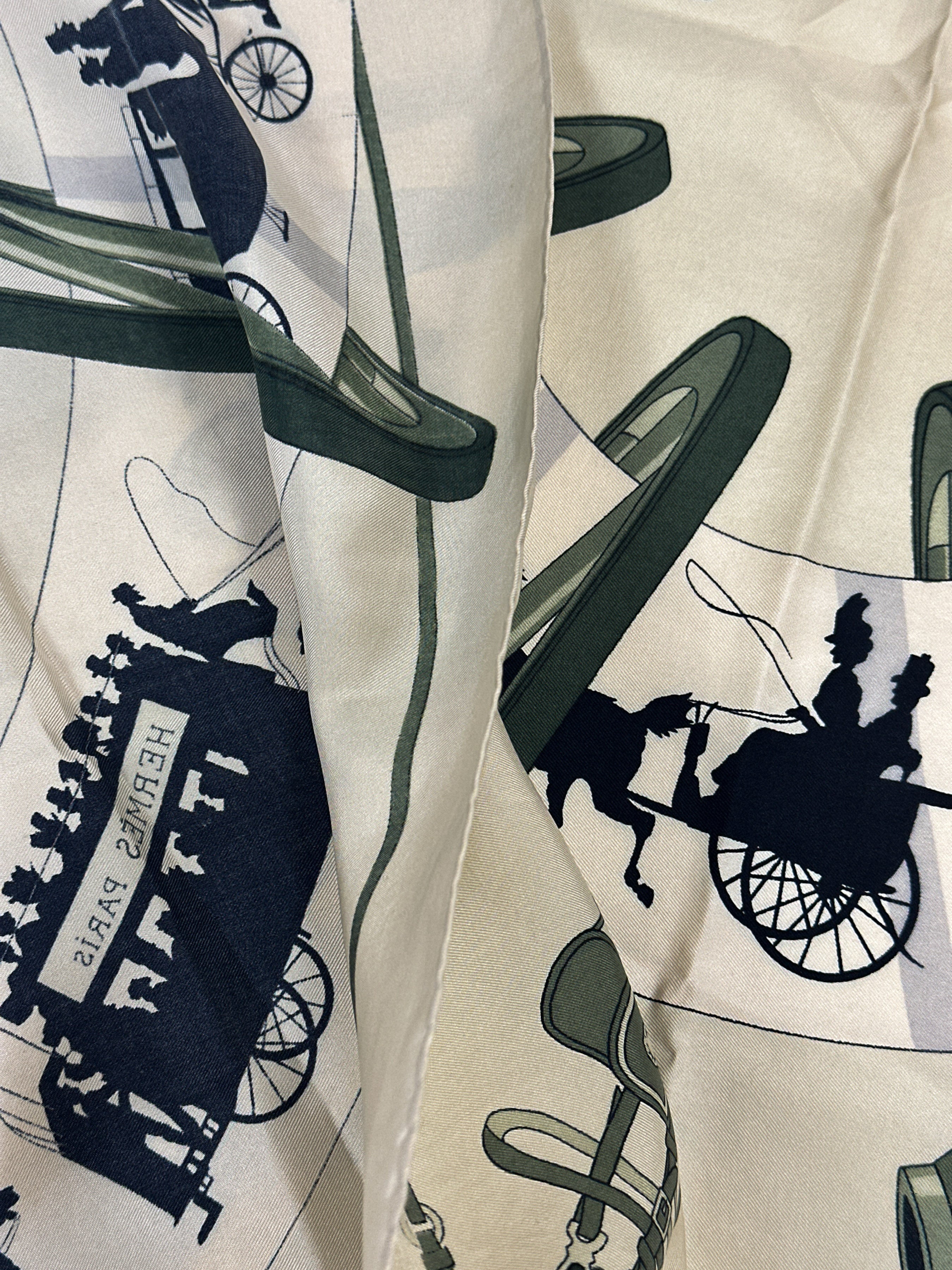 Hermès Paris Qui Roule 90