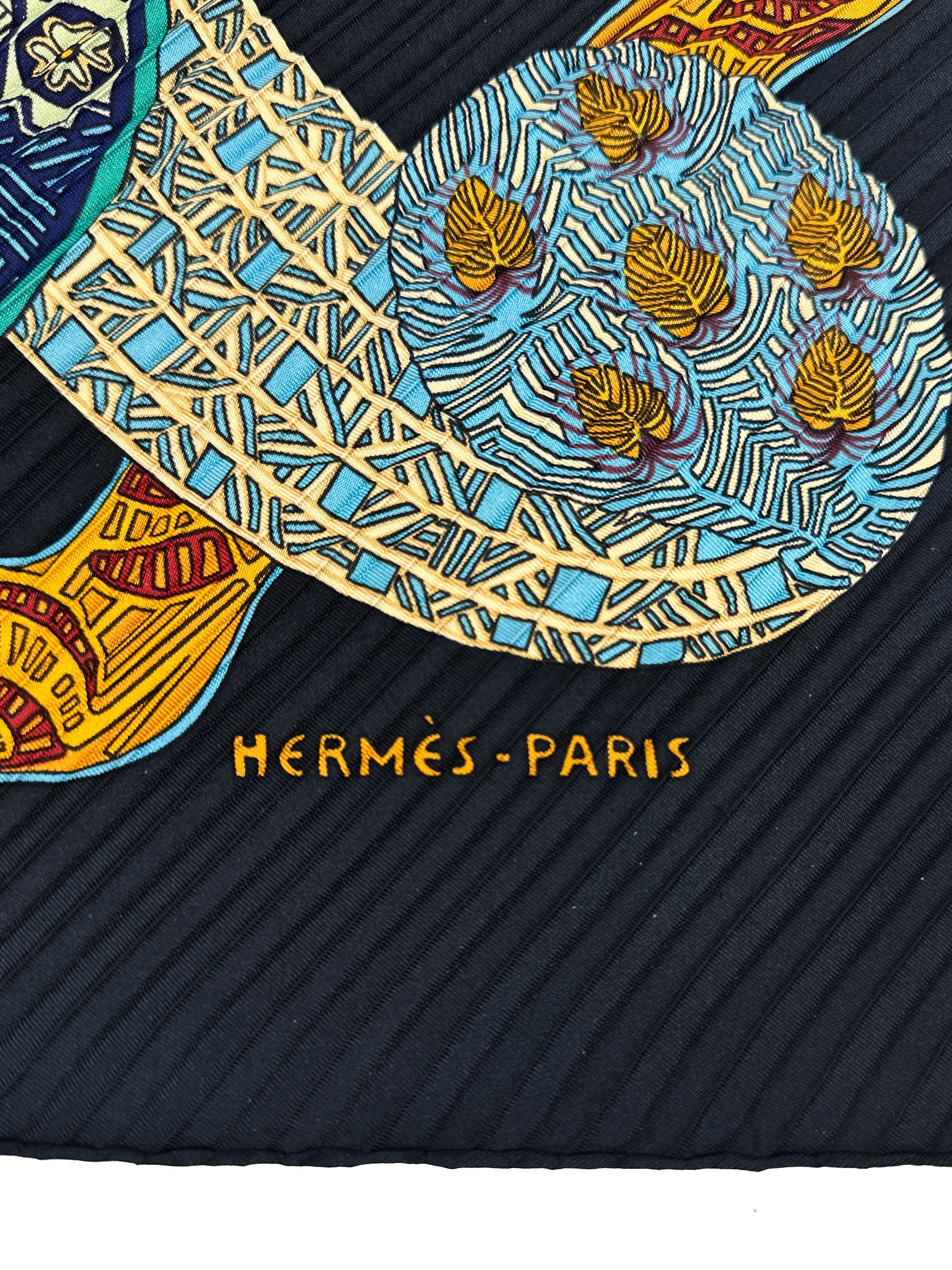Hermès Art Des Steppes Plissé 90