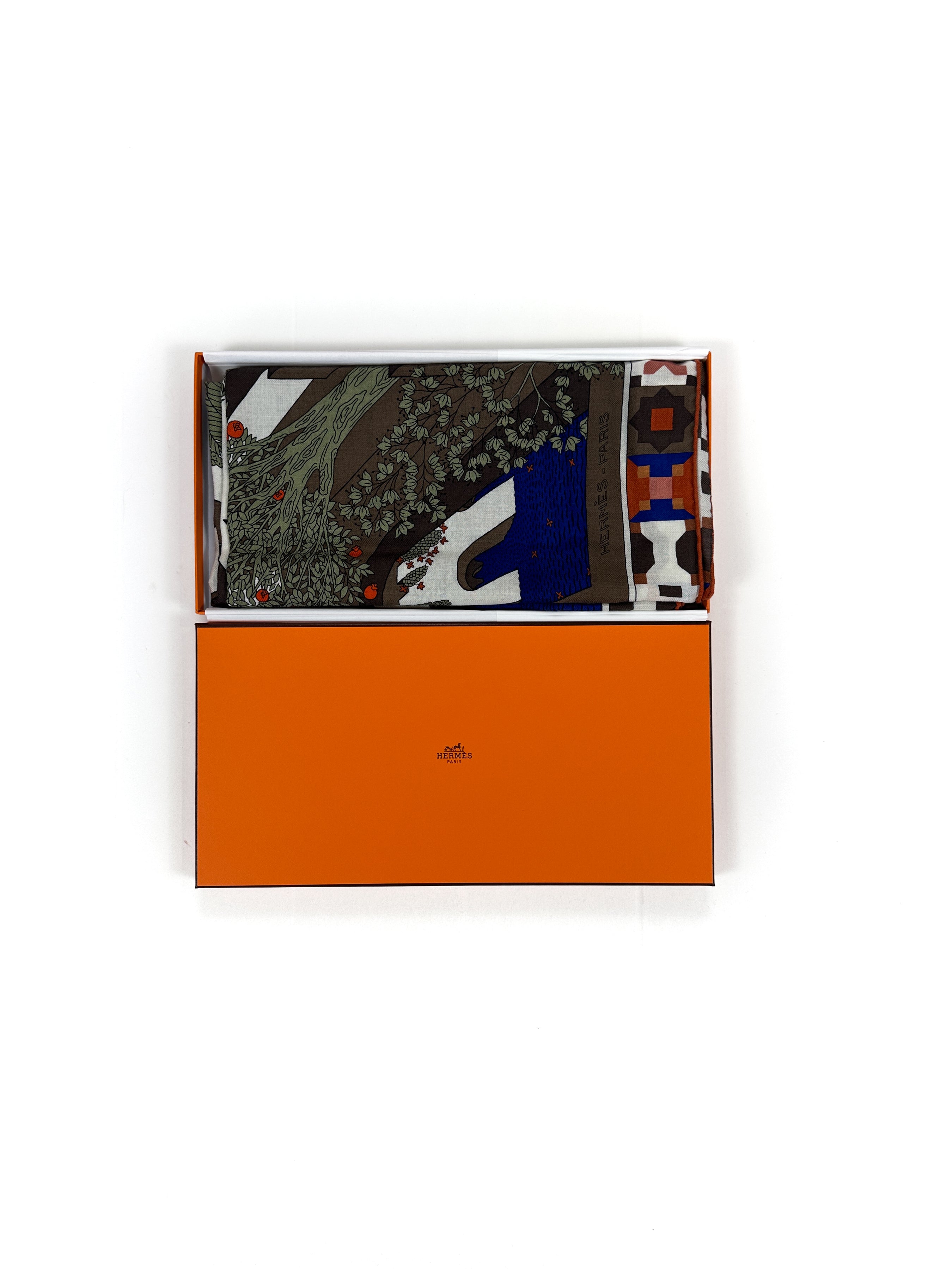 Hermès Le Palais des Quatre Vents Cashmere Silk 140
