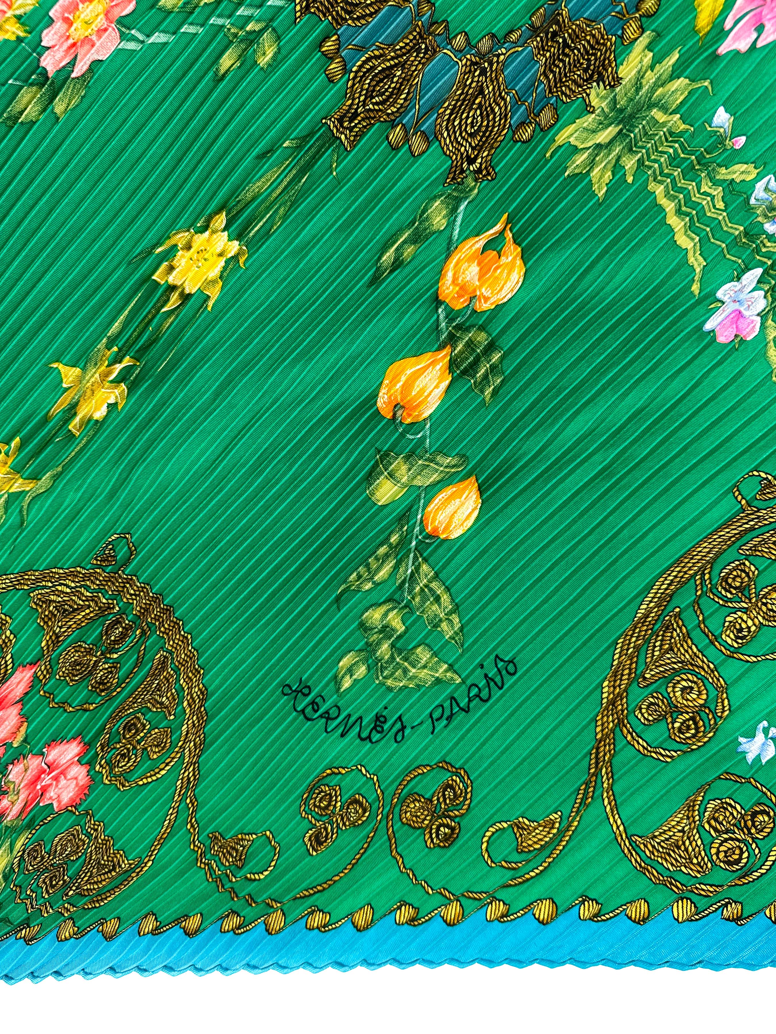 Hermès Arabesques Plissé 90