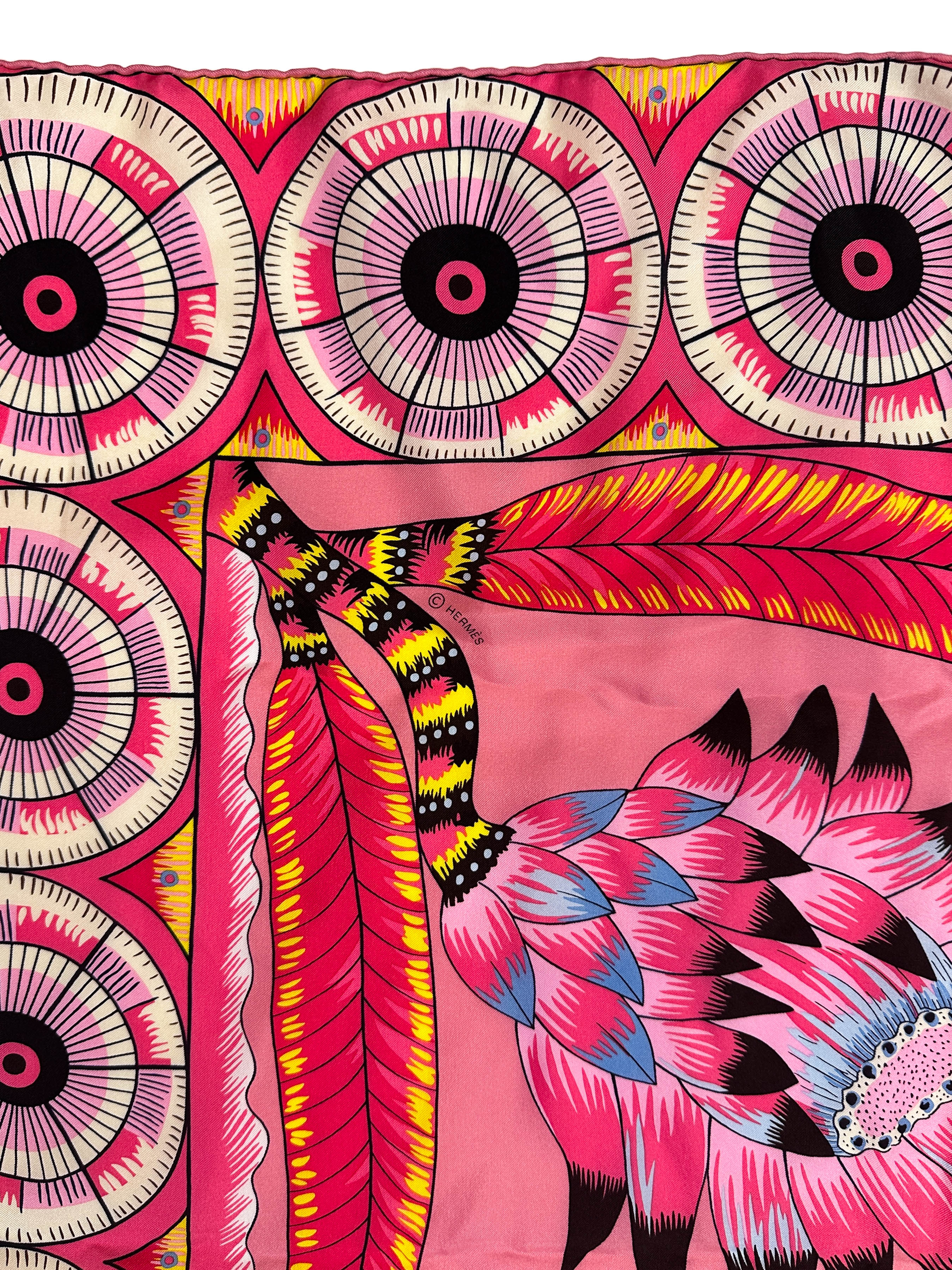 HERMESカレジェアン　THE SAVANA DANCE クリーニング済み Hermes Cashmere 140 GM The Savana Dance Pink Shawl Scarf Wrap