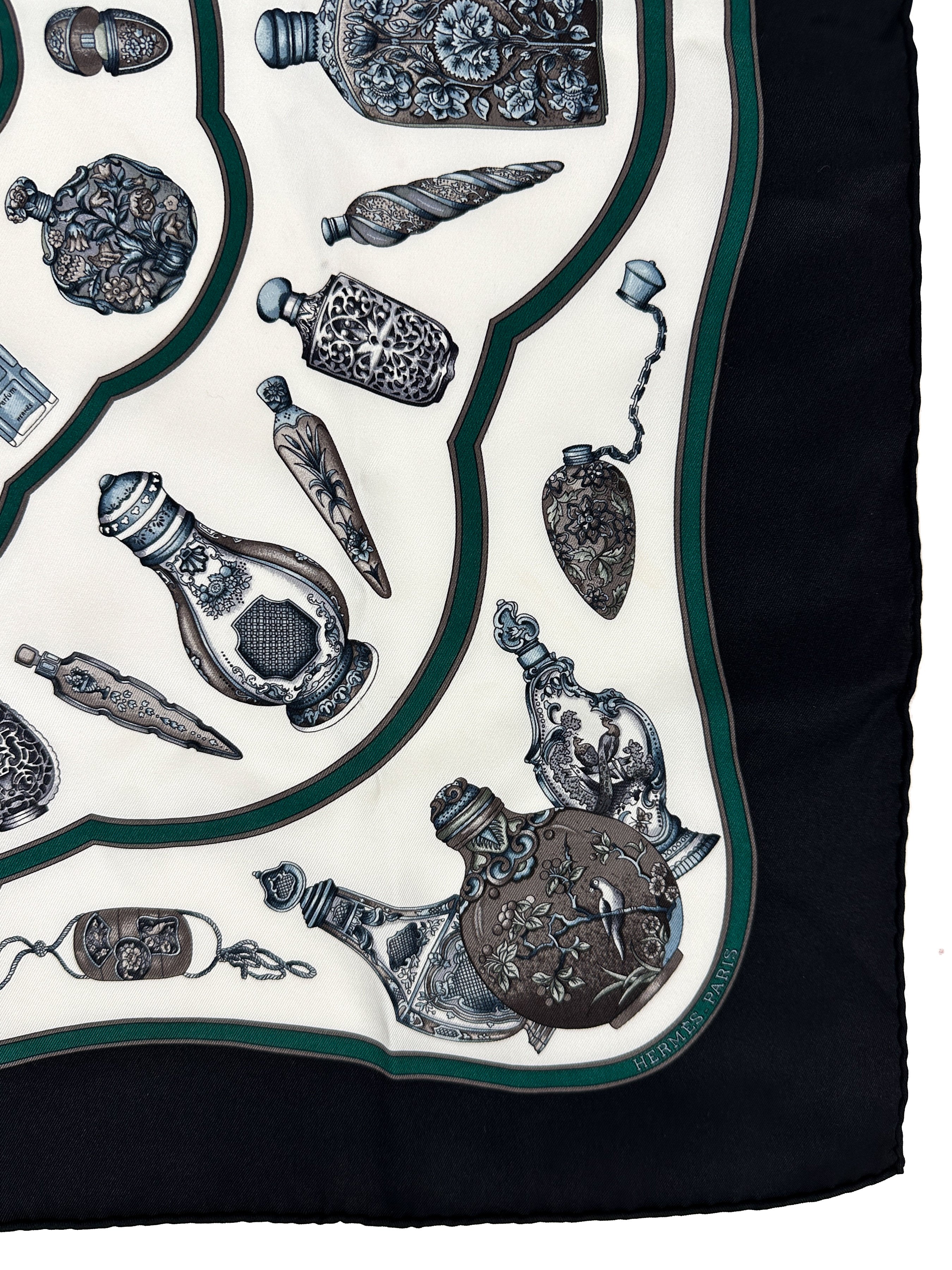 Hermès Flacons Bandana 55