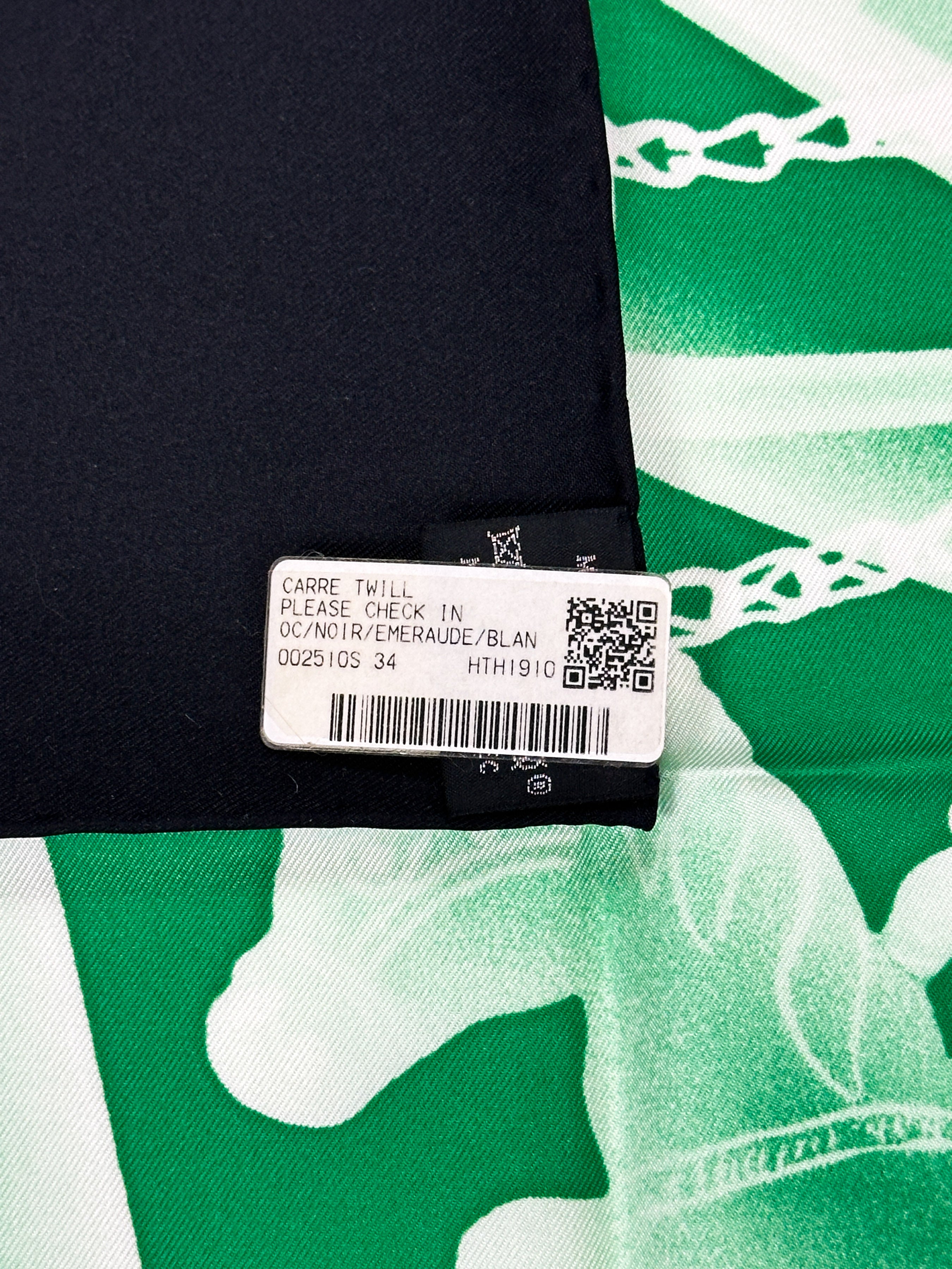 Hermès Please, Check in 90