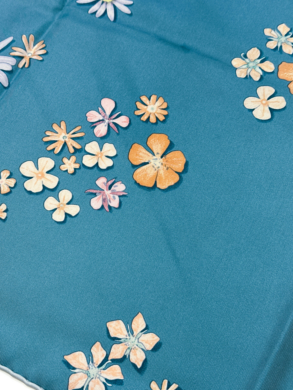 Hermès Flower Power 90