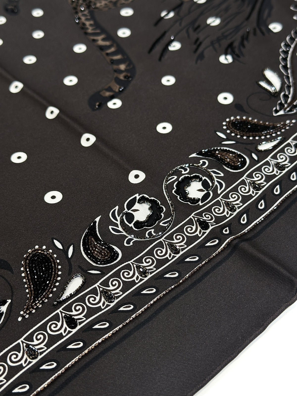 Hermès Guépards Beaded Exceptional 90