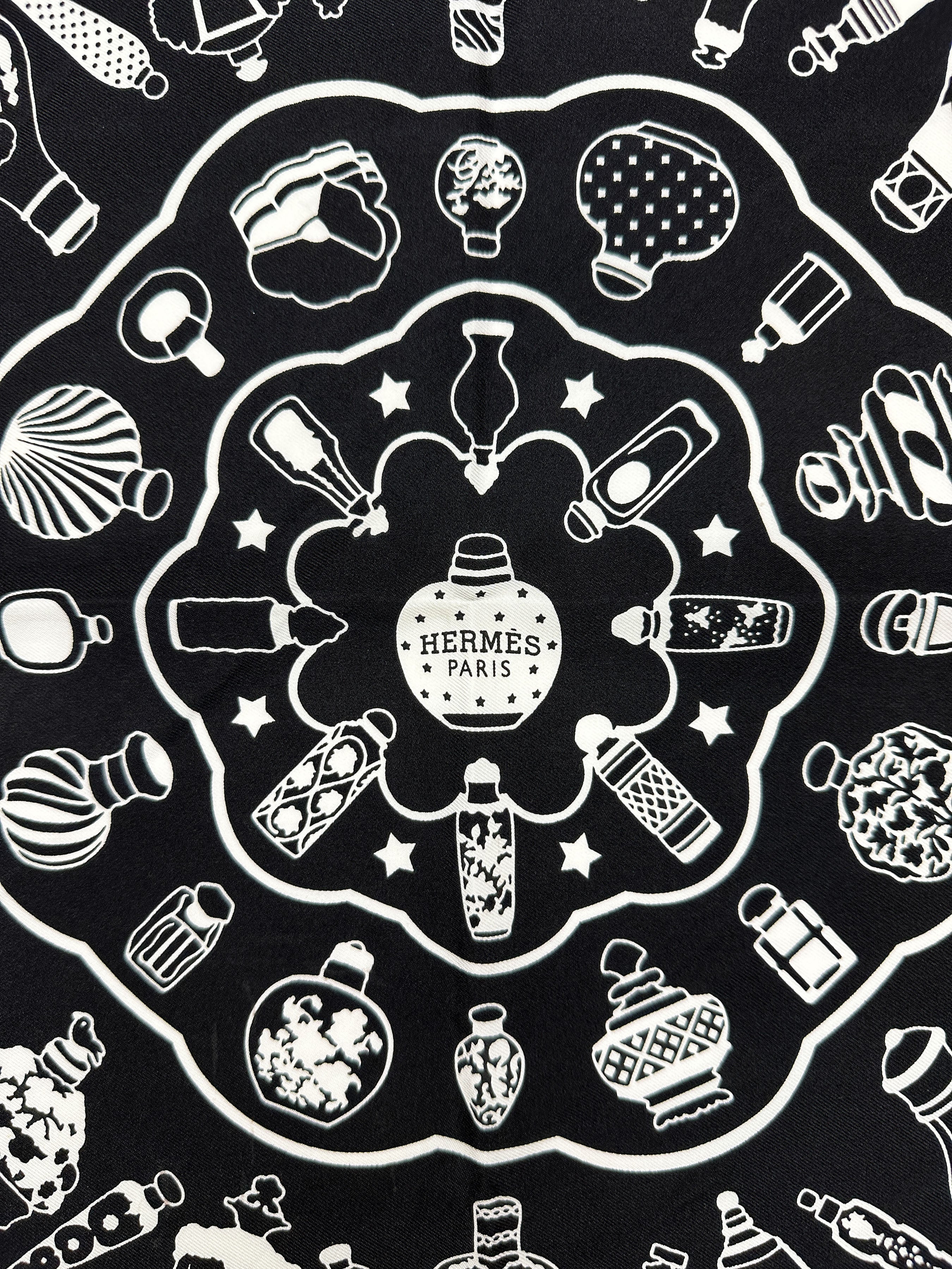 Hermès Qu'Importe le Flacon Bandana 55