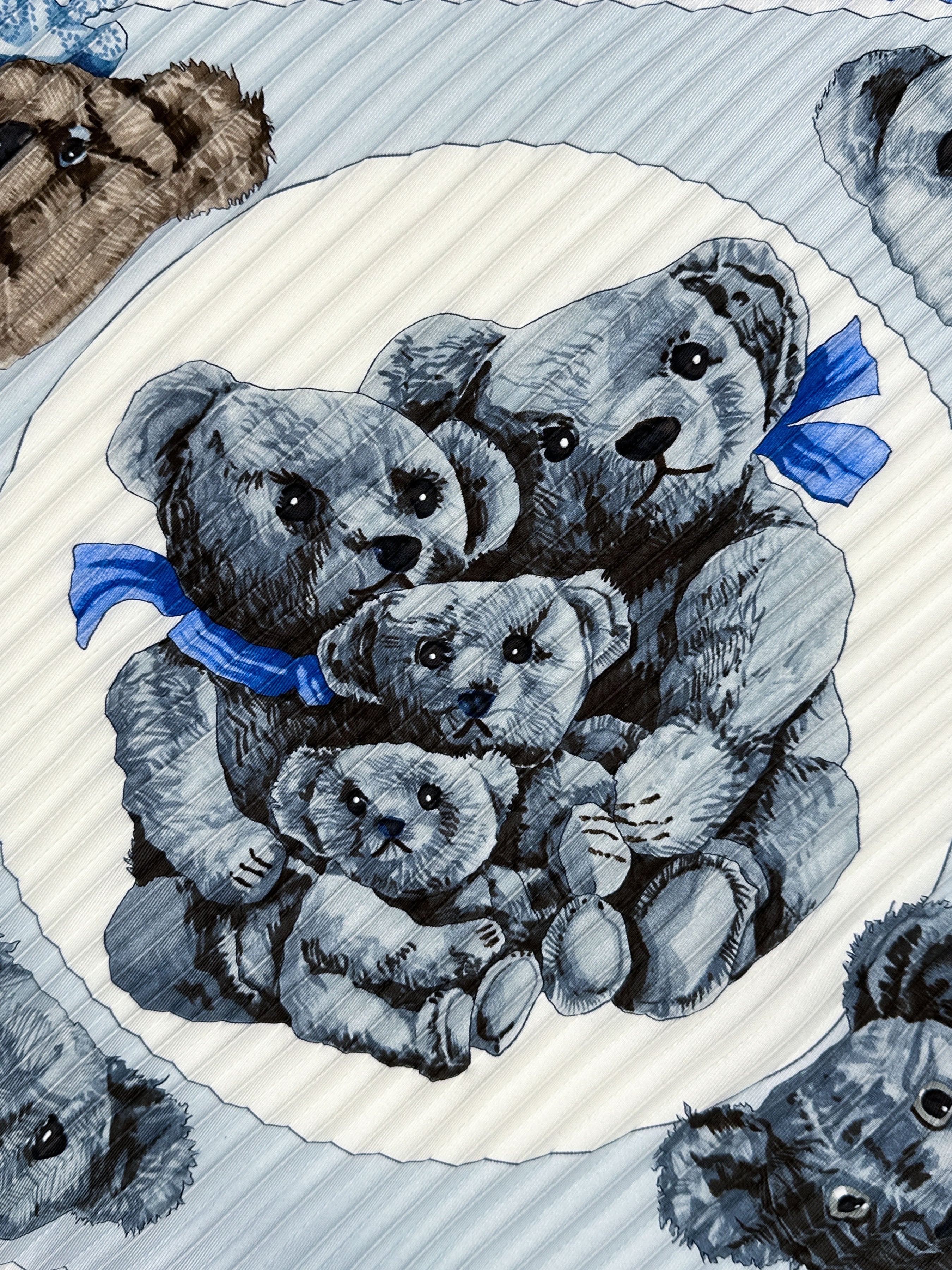 Hermès Confidents des Cœurs Plissé 90