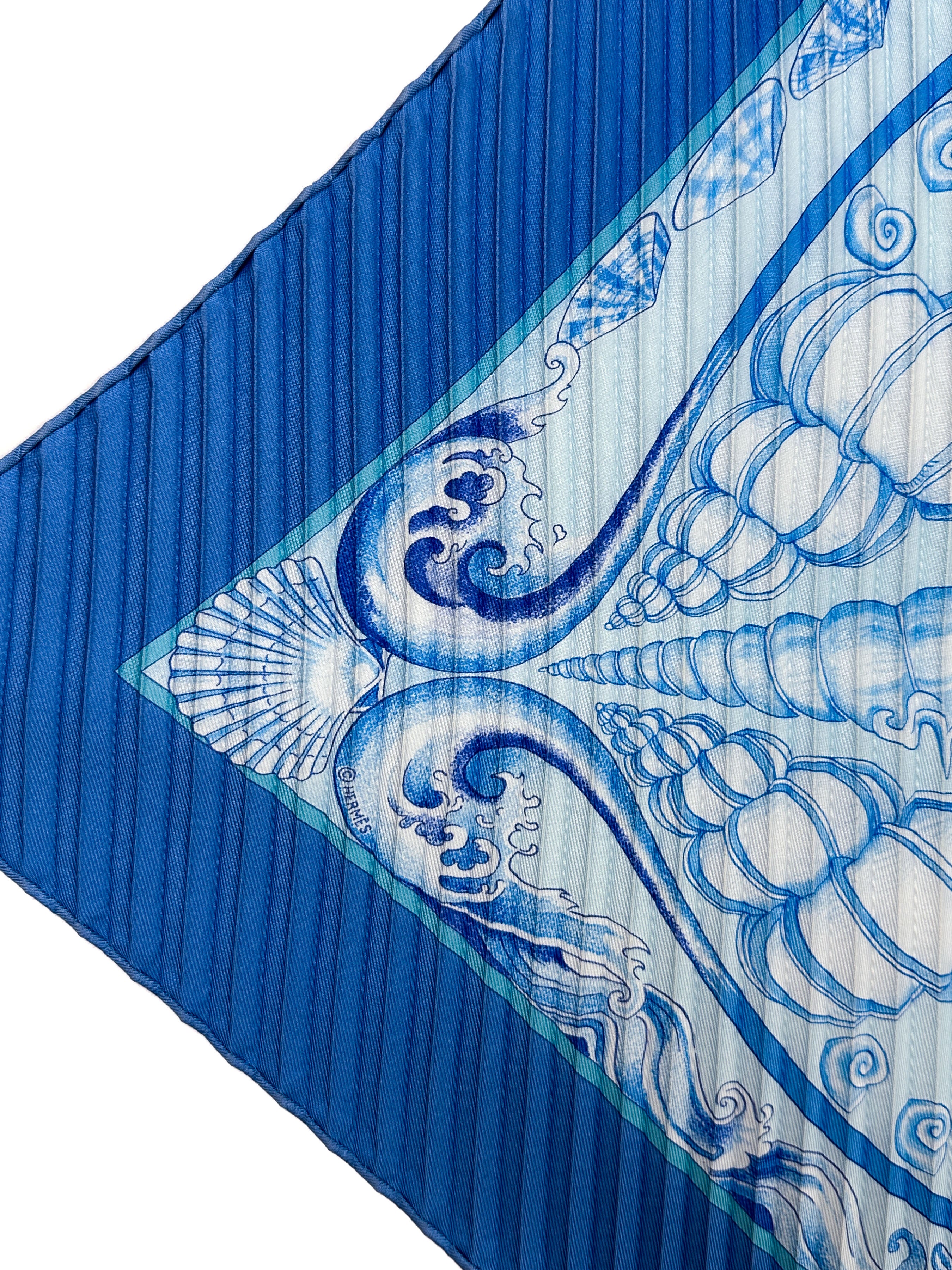 Hermès Parures Océanes Plissé 90