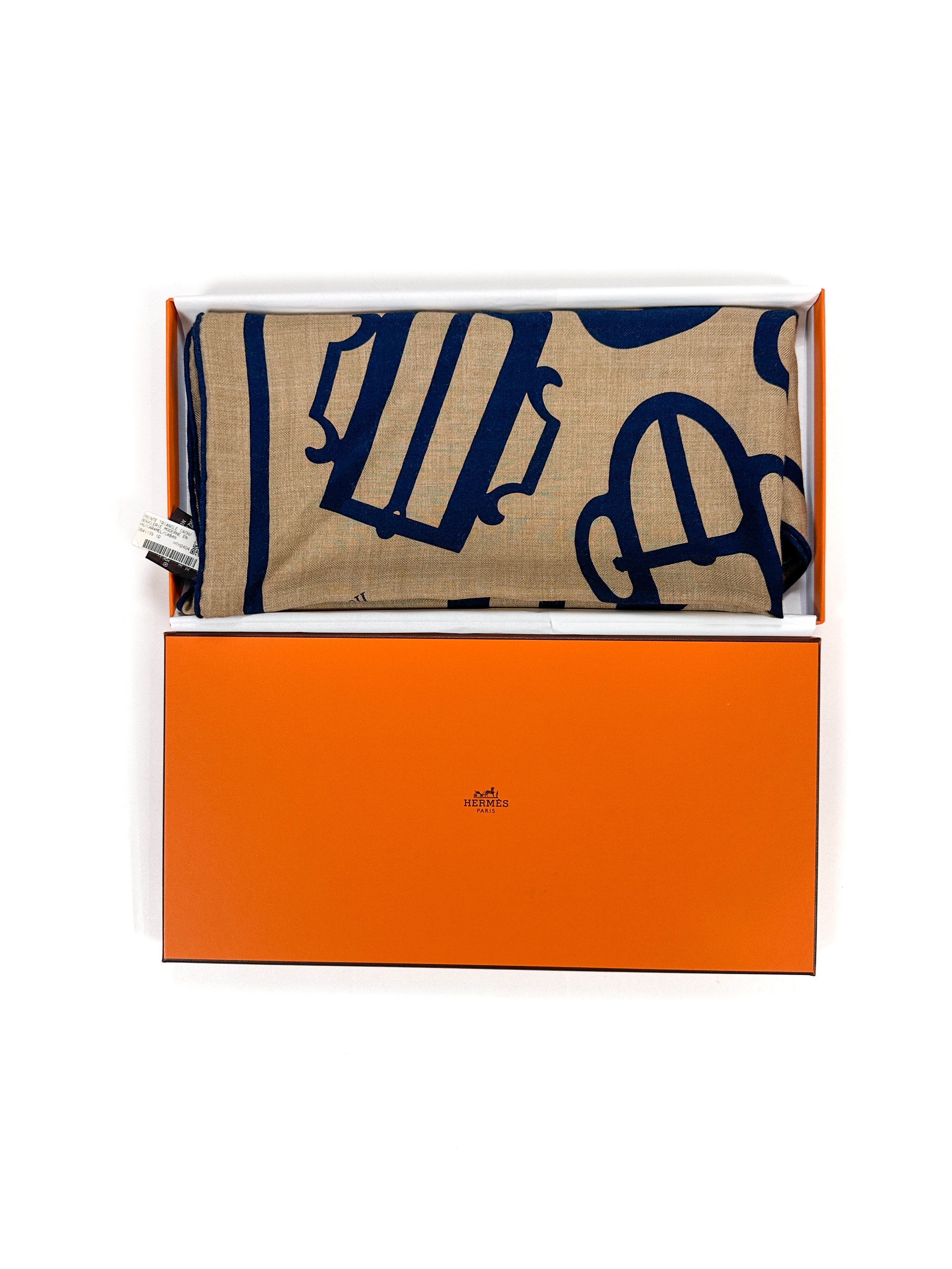 Hermès Bouclerie Moderne Cashmere Silk Giant Triangle