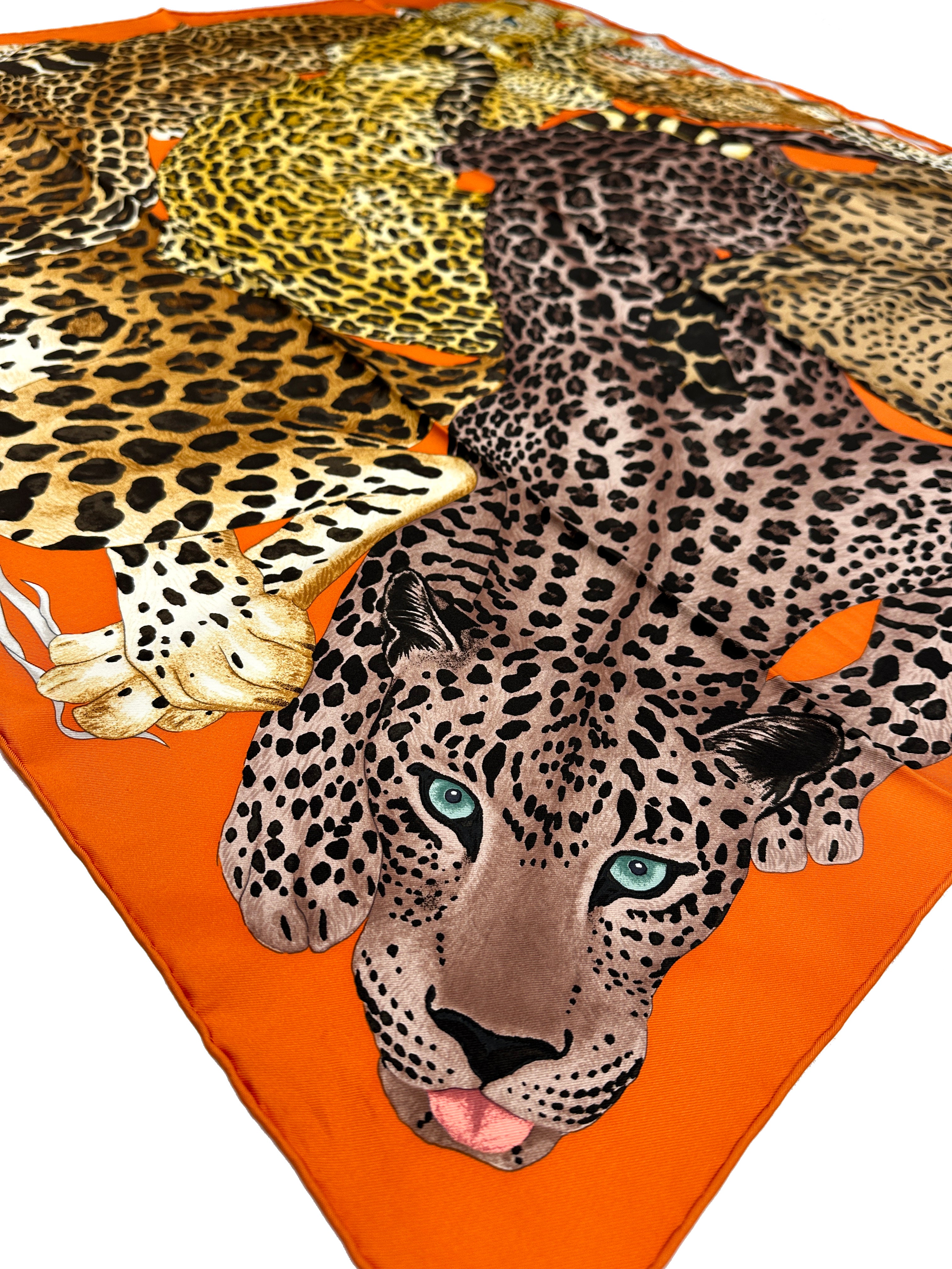 Hermès Lazy Leopardesses 90