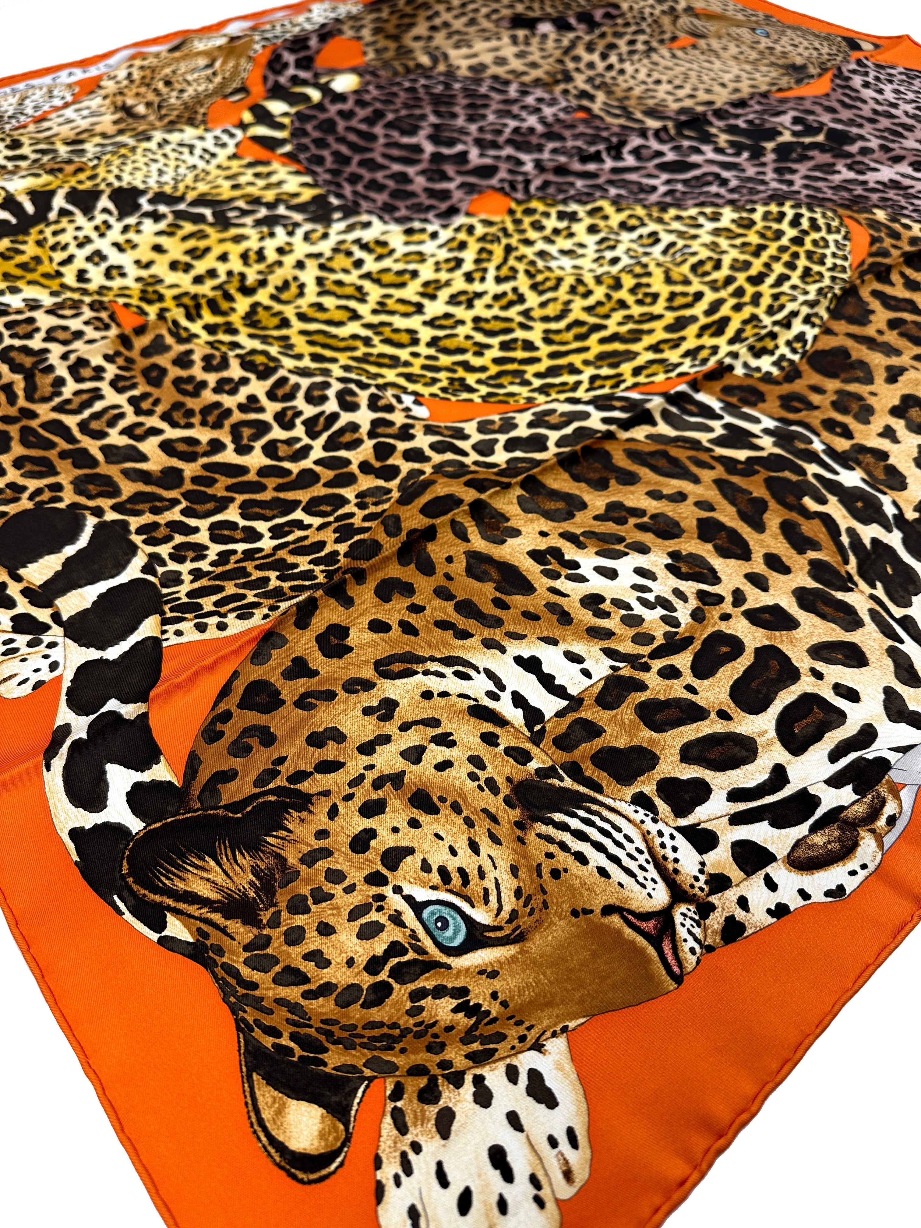 Hermès Lazy Leopardesses 90