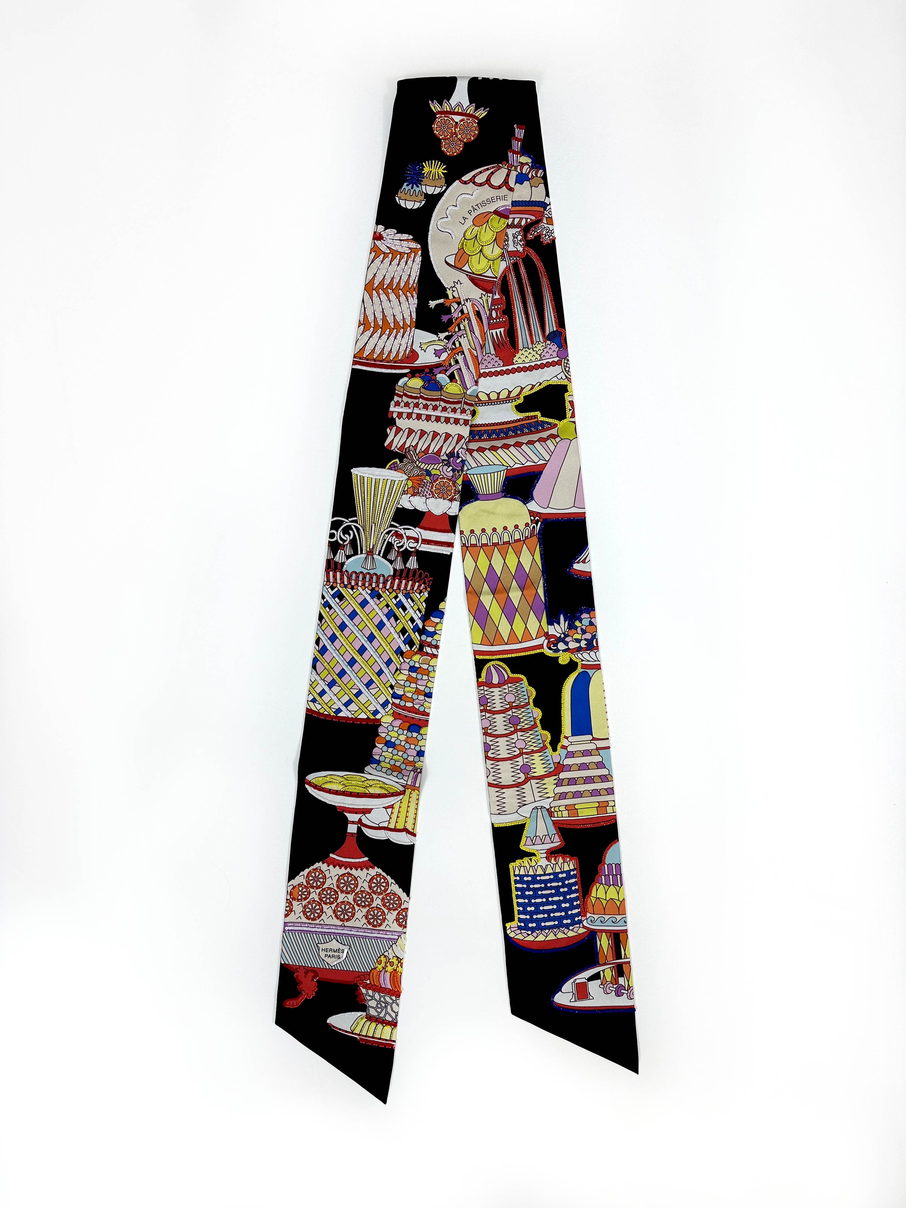 フランスのお菓子を描くHermesGavroche45 LaPatisserieFrancaise Hermes Scarf La Patisserie Francaise 90 cm silk blue Carre