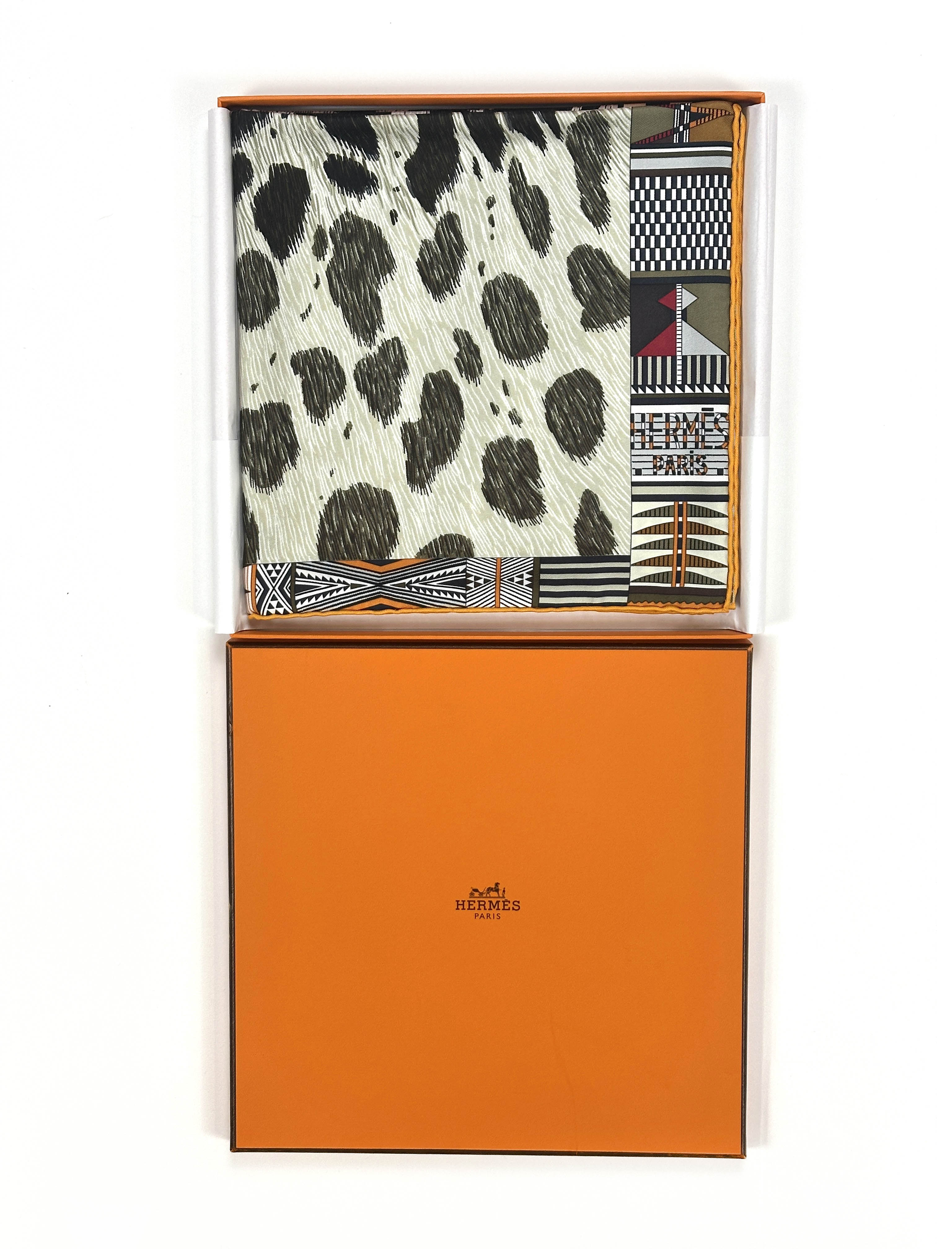 Hermès Pelages et Camouflage 90