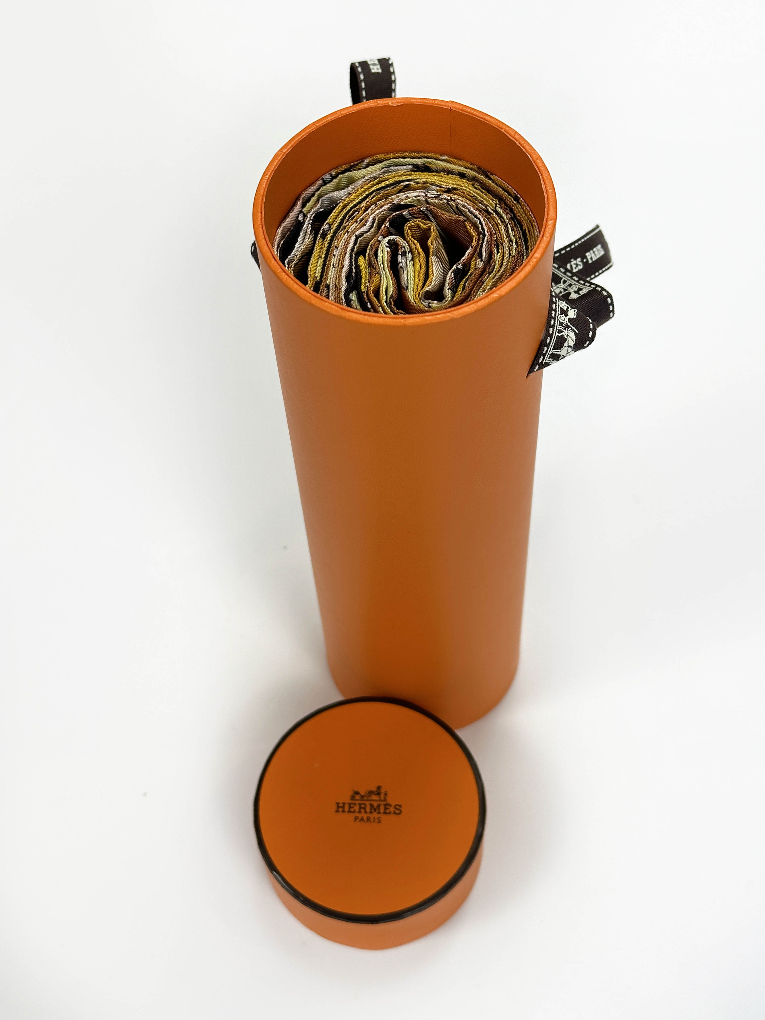 Hermès Carré en Carrés Maxi Twilly