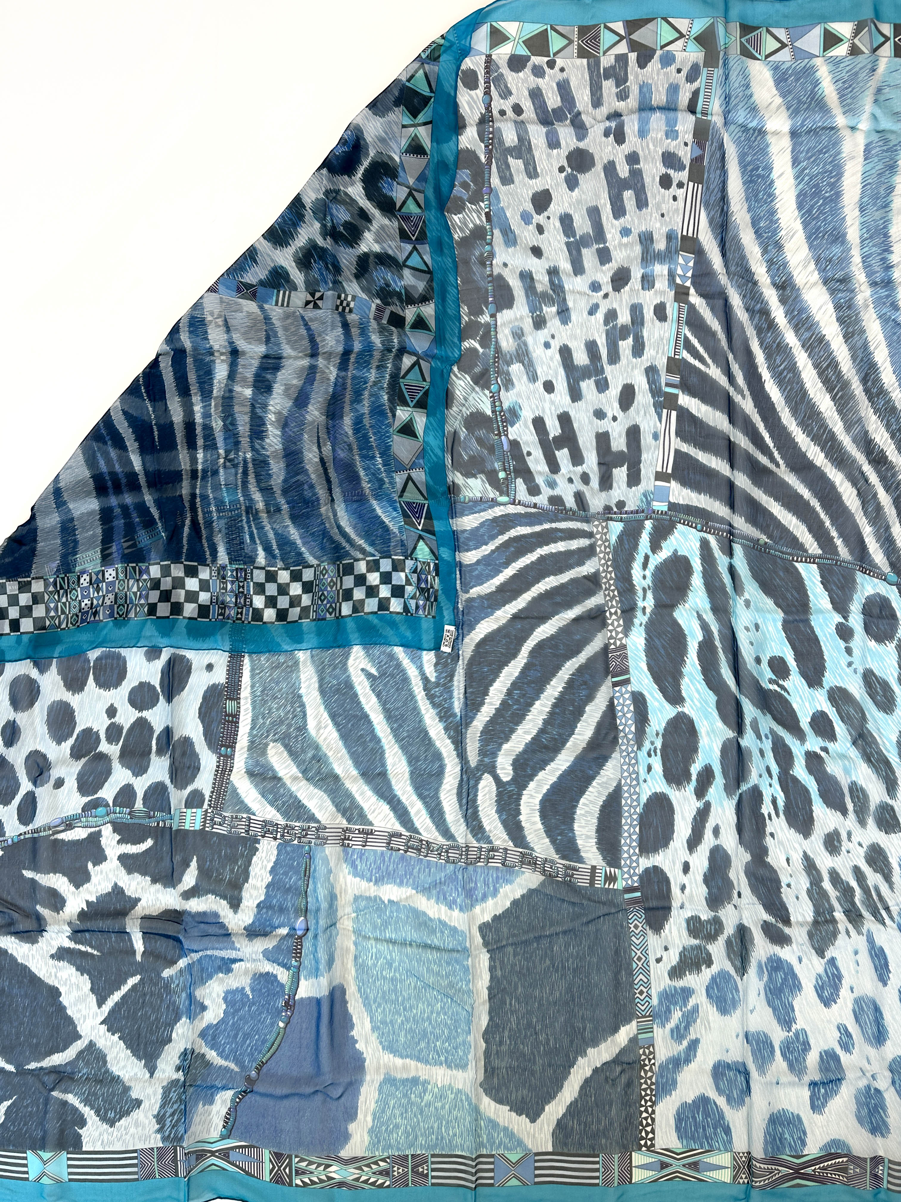 Hermès Pelages et Camouflage Mousseline 140
