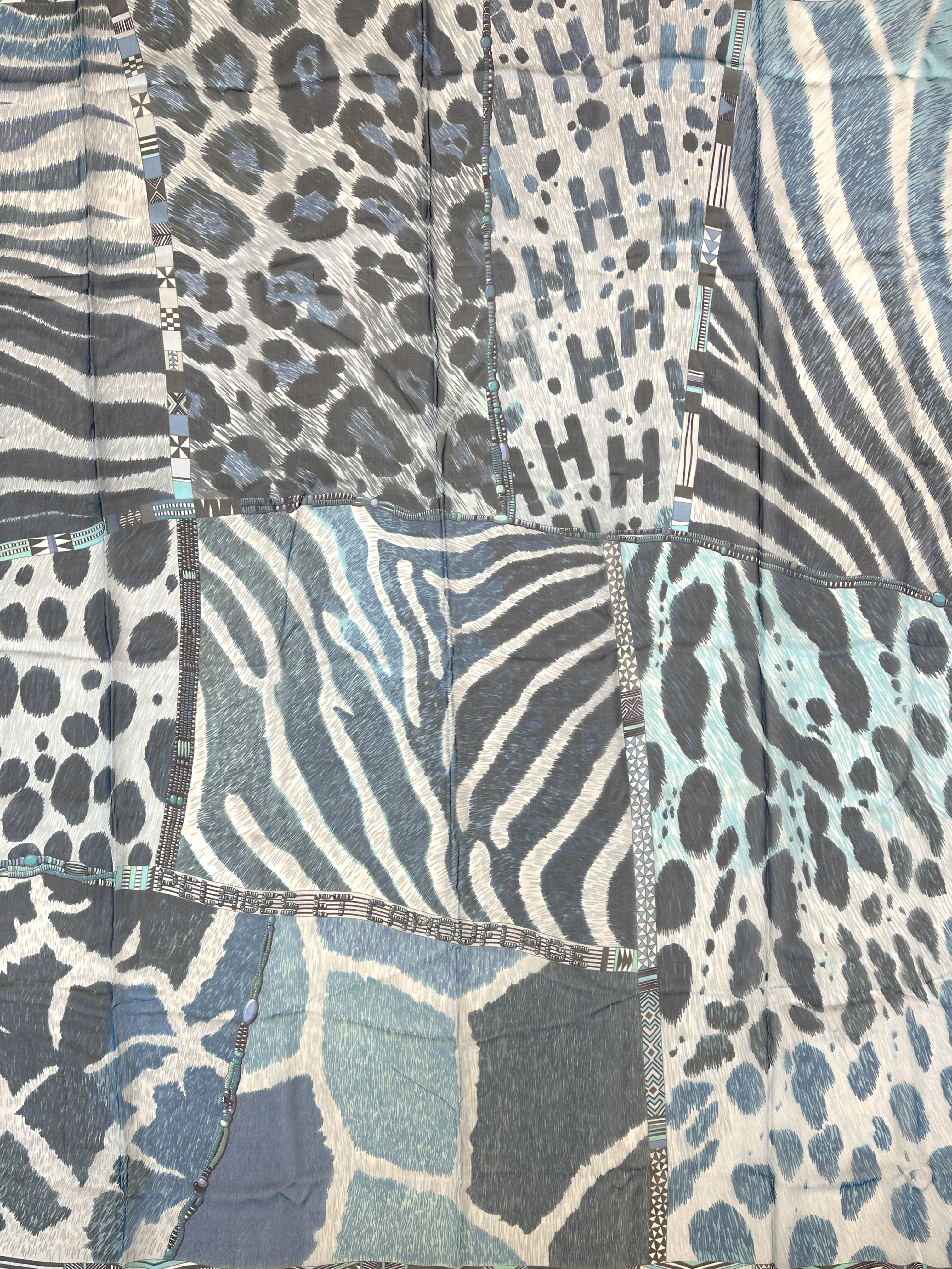 Hermès Pelages et Camouflage Mousseline 140