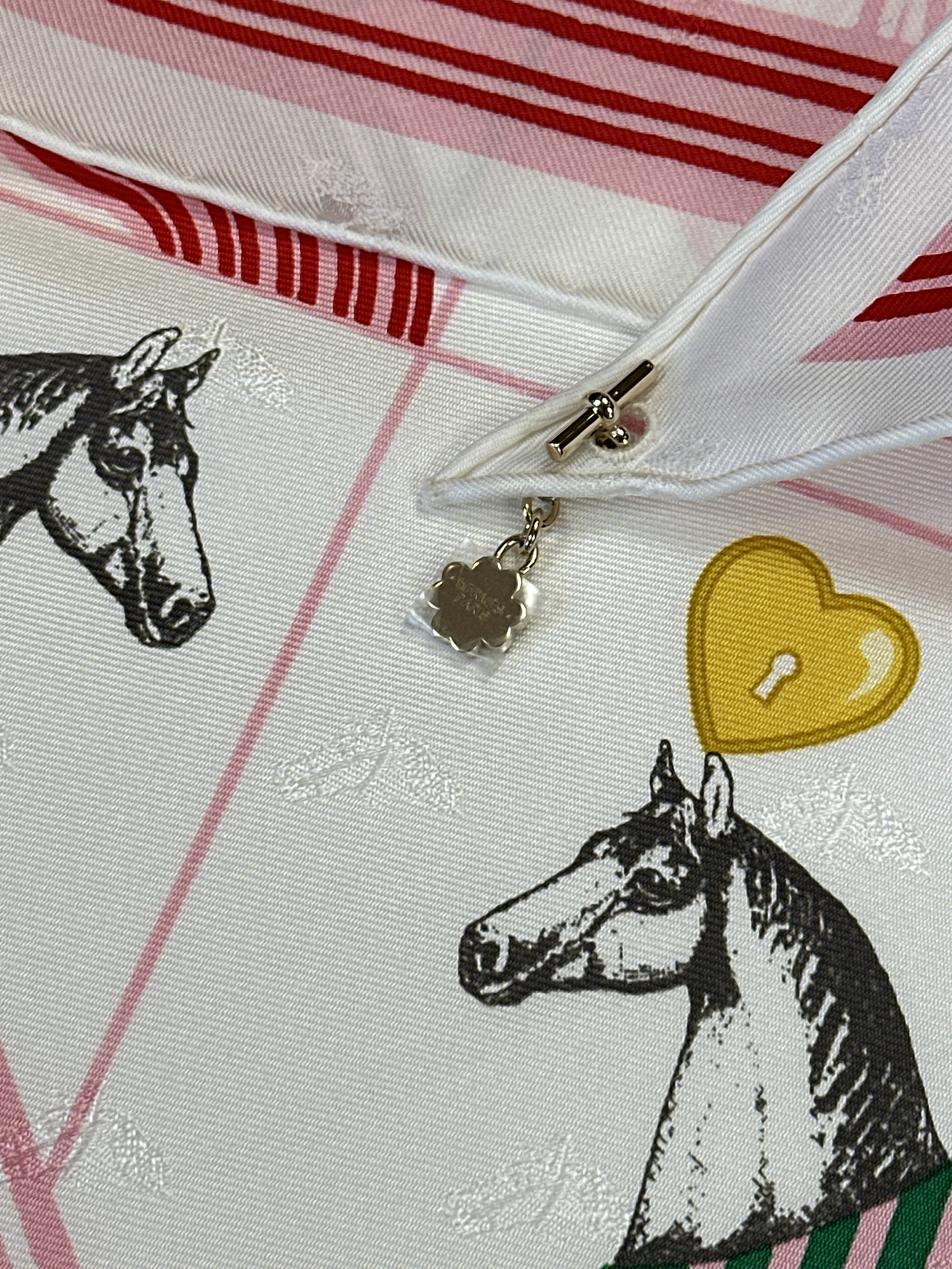 Hermès Garde-Robe Pop Charm Triangle