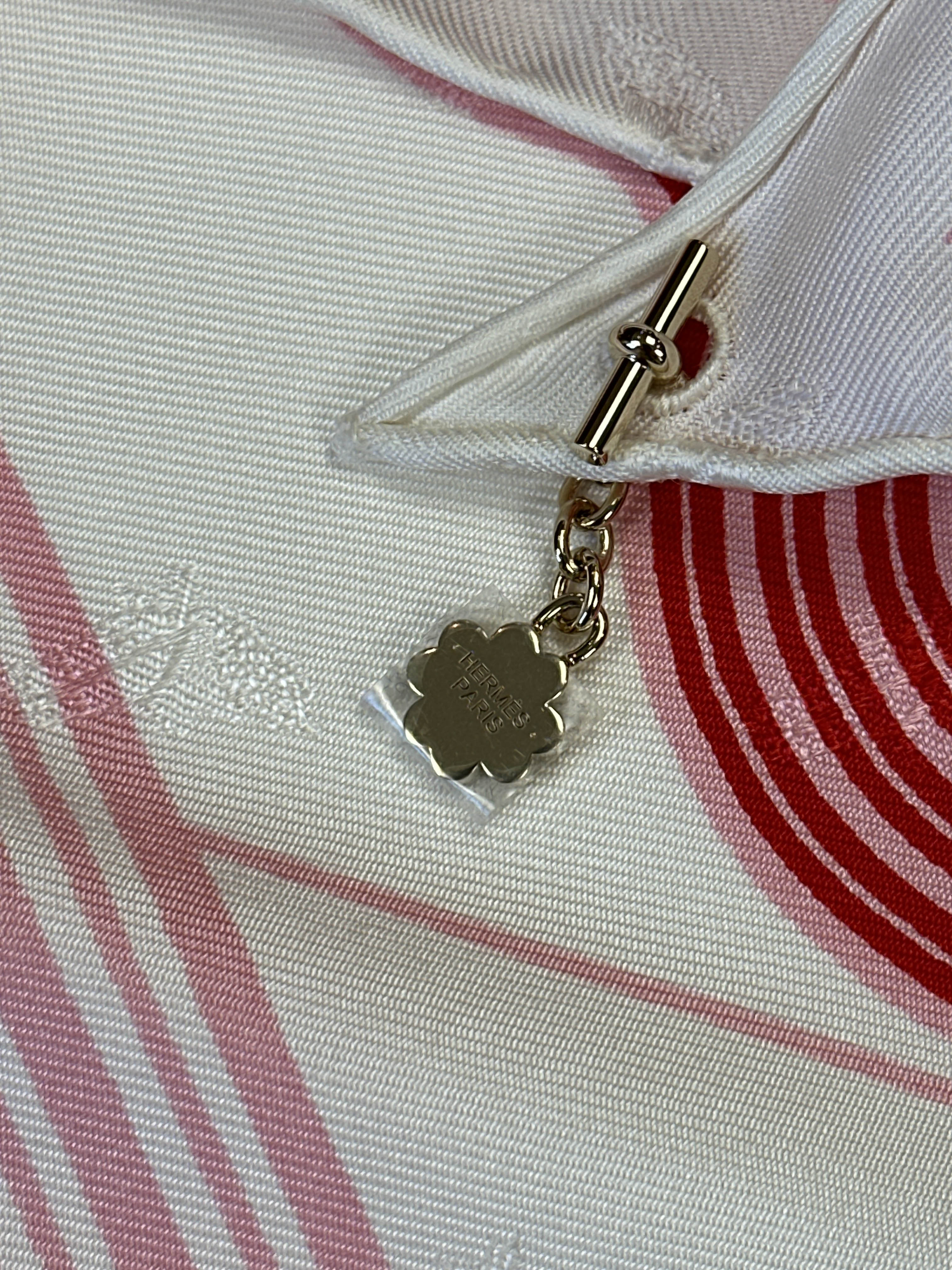 Hermès Garde-Robe Pop Charm Triangle
